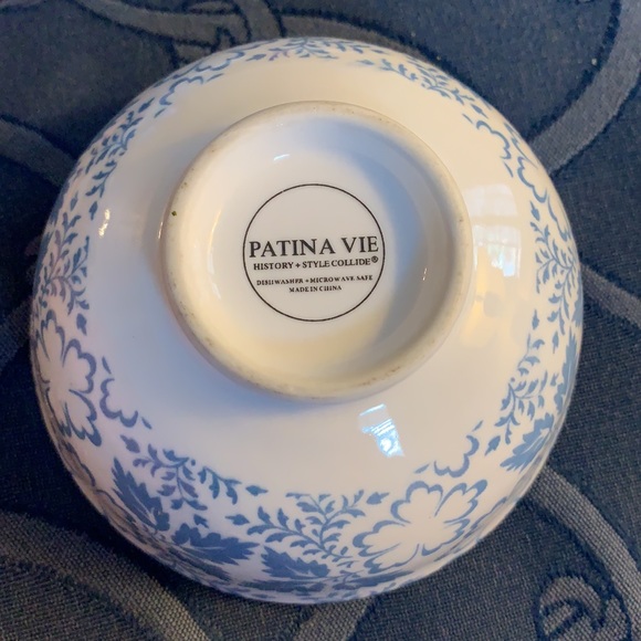 Patina Vie Tidbit Bowl in blue and white - Picture 3 of 4